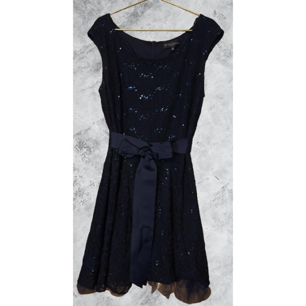Betsy & Adam Navy Blue Lace Sequin Cocktail Dress 14W Cap Sleeve Satin Bow